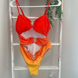 SHEIN Ombré One-Piece Swimsuit